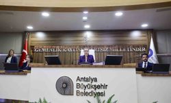 Başkan Vekili Özdemir: 'Antalya'ya milyar milyar liralık yatırımlar yapıyoruz'