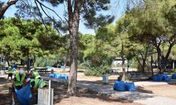 Manavgat'ta hükümlüler sahilde Çevre temizliği ve düzenleme çalışması yaptı