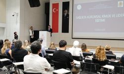 Mersin'de sağlık yöneticilerine 'güçlü liderlik' eğitimi