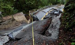 California'da fırtına nedeniyle 14 kişi hayatını kaybetti
