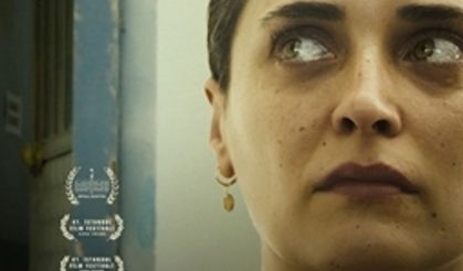 "Bana Karanlığını Anlat"