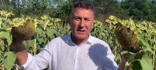 Bursa Osmangazi'de gezici kütüphane 1 yıldır yollarda