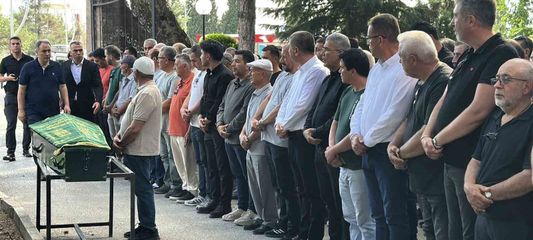 Diş tedavisi için gittiği hastanede hayatını kaybeden 8 yaşındaki kız son yolculuğuna uğurlandı