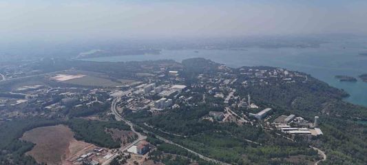 Adana'daki orman yangını uydudan bile görünüyor