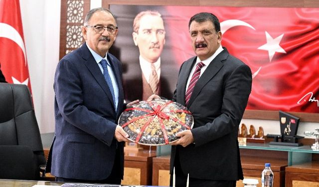 Bakan Özhaseki'den Malatya'ya ziyaret