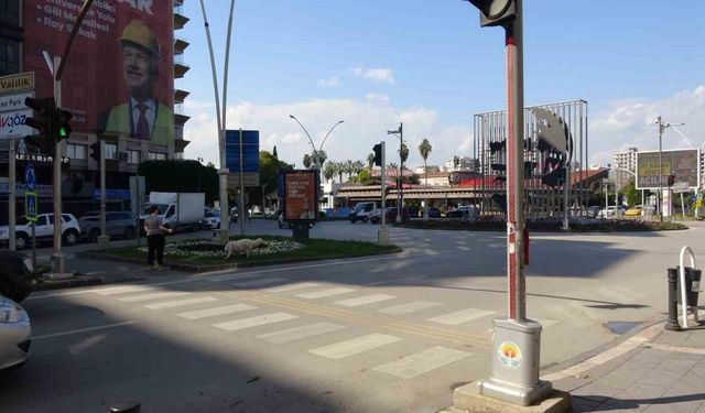 Adana’da kentin göbeğinde silahlı saldırı: 1 ağır yaralı