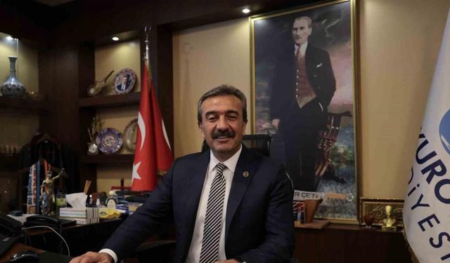 CHP’den istifa eden Çukurova Belediye Başkanı Çetin: “CHP yönetimi ve genel başkanı 31 Mart’ta ‘Bay bay Türkiye’ diyecek”