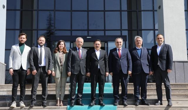 Erciyes Üniversitesi ile Turkuaz Seramik Arasında İş Birliği Protokolü