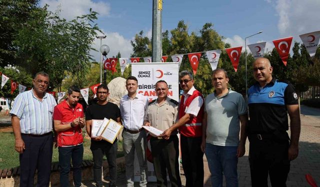 Çok kan veren polis ve askere madalya