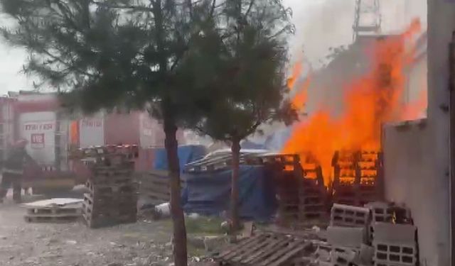 Kahramanmaraş’ta iş yeri yangını
