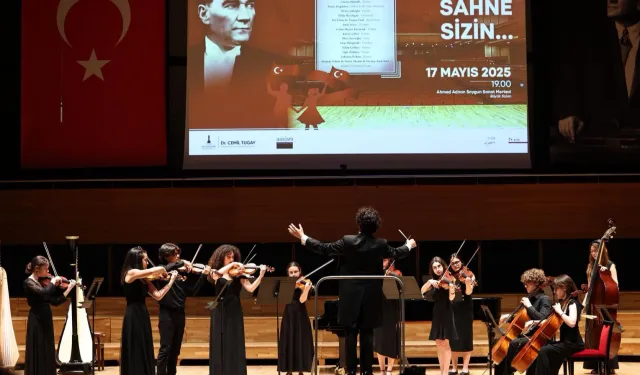 AASSM’de sahne İzmirli gençlerin