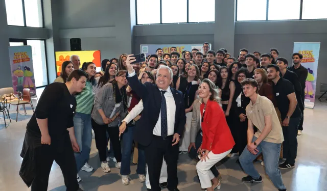 Başkan Özdemir Nilüferli gençlerle buluştu