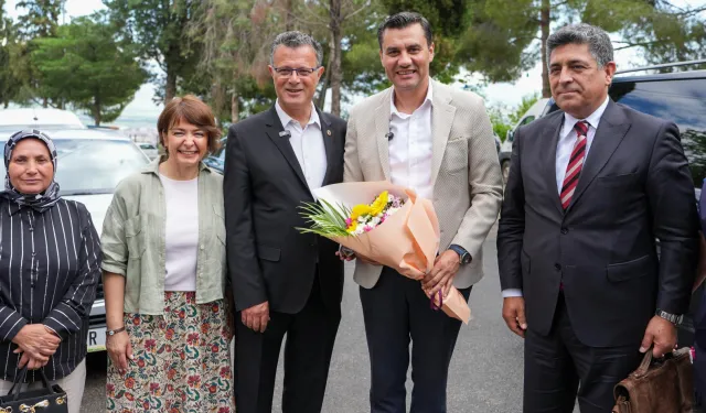 Manisa Alaşehir’de Başkan Zeyrek muhtarlarla buluştu