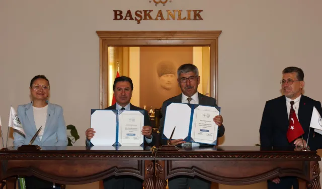 Muğla’da topraksız tarım iş birliği... Muğla'da akıllı sera kuruluyor