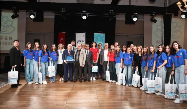 Nilüfer’den dünyaya barış ve kardeşlik mesajları