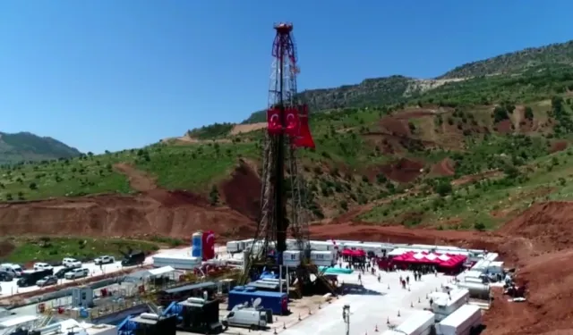 TBMM Başkanı Kurtulmuş ve Bakan Bayraktar Gabar'da... Gabar'da petrol üretimi artıyor