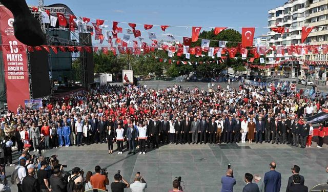 19 Mayıs Antalya’da coşkuyla kutlandı