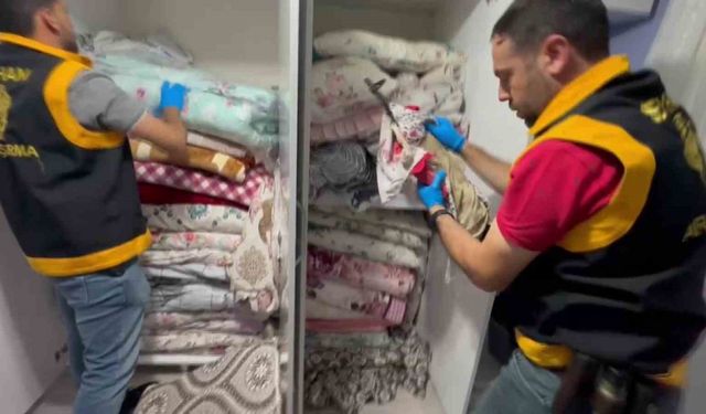 Adana’da ev baskınında polis dolapta AK-47 buldu: 3 gözaltı