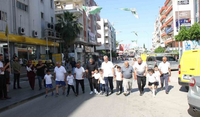 Antalya’da 7 dede, 7 torunuyla birlikte teknolojiye karşı yarıştı