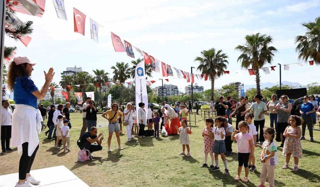Antalyalılar Aile Haftası’nı şenlikle kutladı