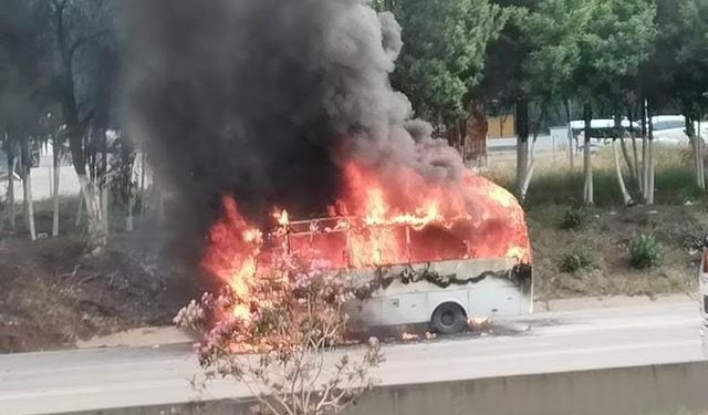 İşçi servisi alev alev yandı