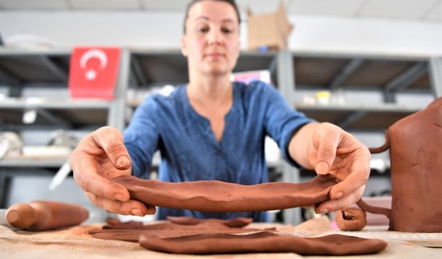 KONSEM kursiyerlerinden yılsonu sergisi