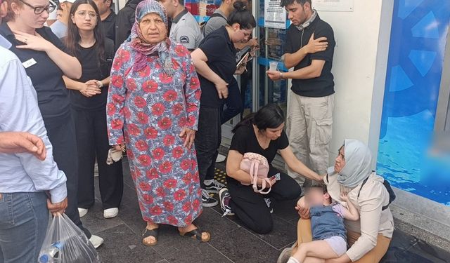 Manavgat’ta motosikletli kurye yaya geçidinde anne ve kızına çarptı: 3 yaralı