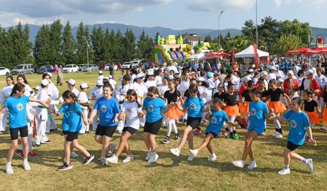 Bursa Osmangazi Belediyesi’nden gençlik ve spor şenliği