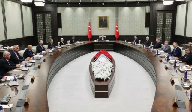 Kabine yoğun gündemle toplanıyor!