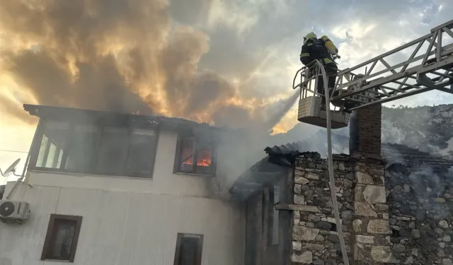 Muğla itfaiyesi bayram tatilinde 121 olaya müdahale etti