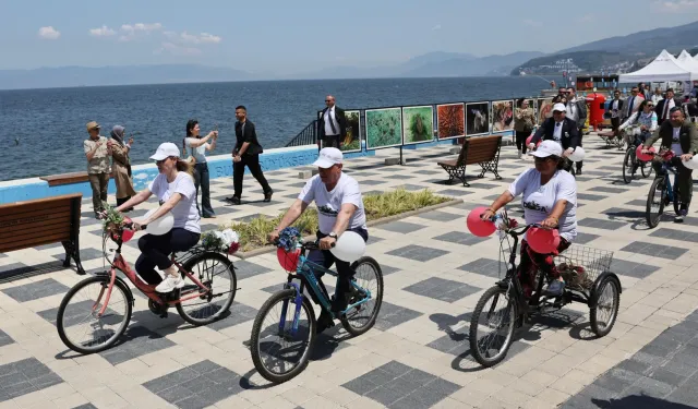 'Süslü Bisikletler’in pedalları Mudanya'da temiz çevreye çevrildi