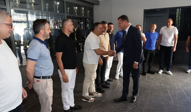Alanya Kaymakamı’ndan Alanyaspor’a veda ziyareti