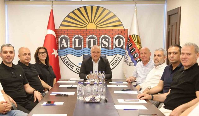 ALTSO Başkanı Erdem: "Oteller yüzde 3’lük döviz dönüşüm desteği dışında kalmasın"