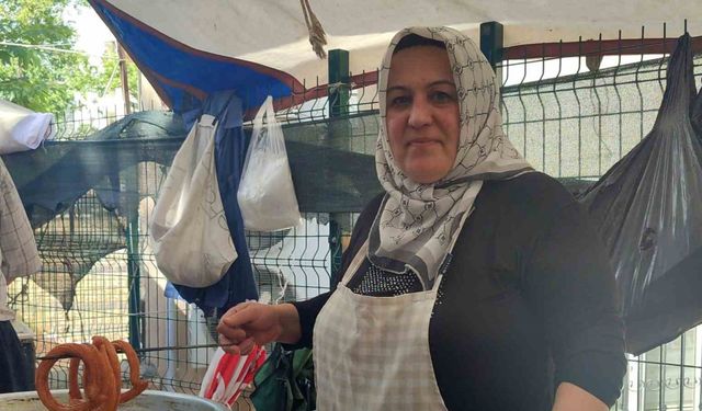 Halka tatlısı geçim kaynağı oldu