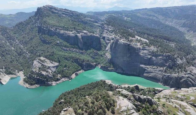 Kahramanmaraş’taki Güredil Kalesi büyülüyor