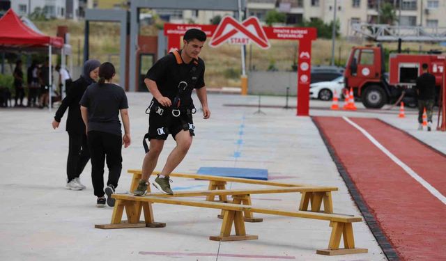 Mersin’de itfaiye eri adayları parkur sınavına hazırlanıyor