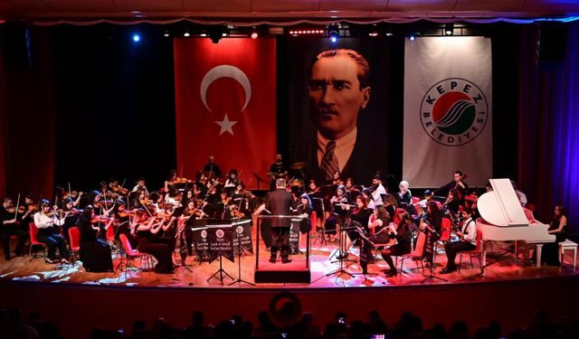 Müziğin genç yetenekleri Kepez’de yetişiyor