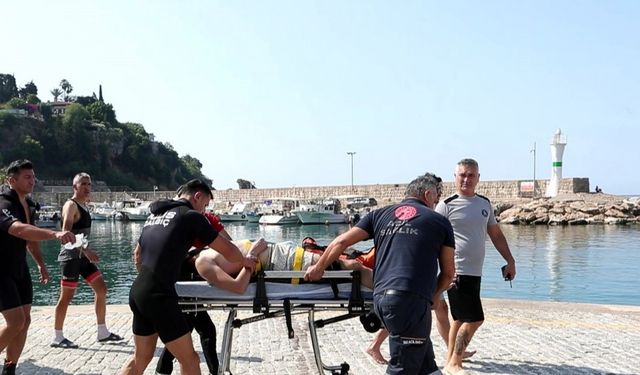 SUB yapan genç boğulma tehlikesi geçirdi, yardımına Deniz Polisi yetişti