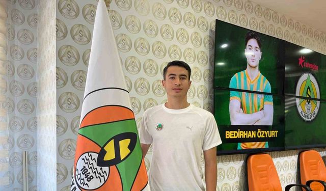 Alanyaspor, iki yerli oyuncu ile sözleşme imzaladı