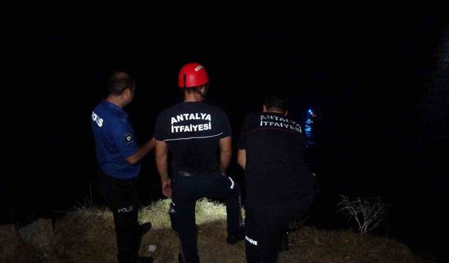 Antalya’da "Şelaleden denize birisi düştü" ihbarı ekipleri alarma geçirdi