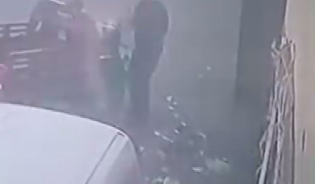 Reyhanlı’da otomobille çarpışan motosikletli metrelerce savruldu