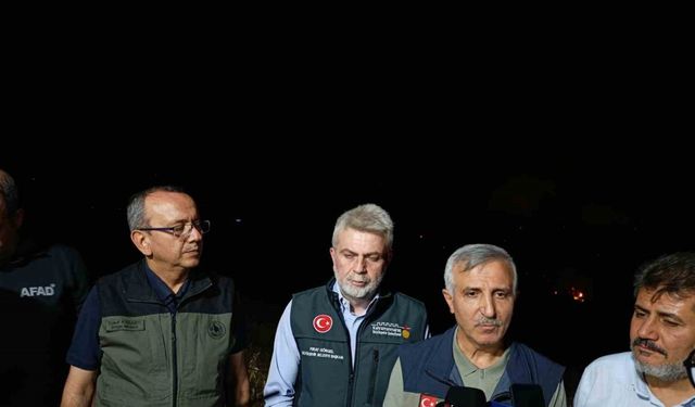 Vali Ünlüer: "Orman yangınını kısa sürede kontrol altına almak için elimizden geleni yapıyoruz"
