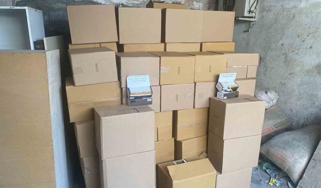 Adana’da 2 milyon 800 bin adet gümrük kaçağı makaron ele geçirildi