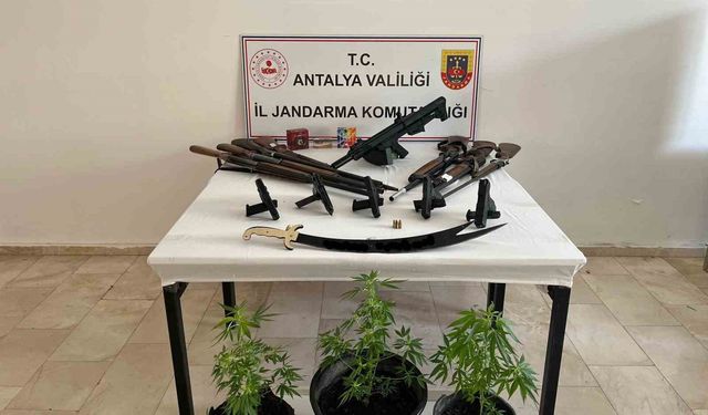 Antalya’da silah kaçakçılarına operasyon: 5 gözaltı