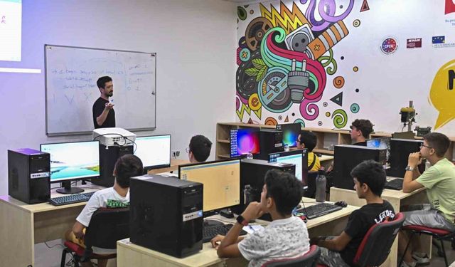 ASSİM’de robotik kodlama dersi ile teknolojiye ilk dokunuş