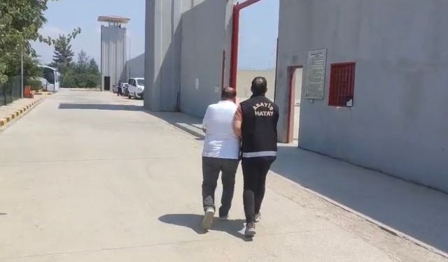 Hatay’da göçmen kaçakçılığı suçundan aranan şahıs yakalandı