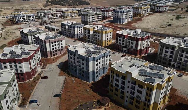 Hem deprem hem de sosyal konutlarda sona gelindi