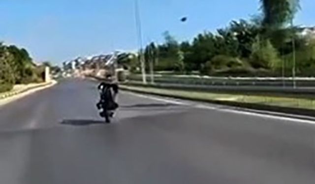 Karayolunda tek teker şov pahalı maloldu