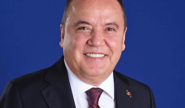 Muhittin Böcek cezaevinde üçüncü kitabını yazıyor