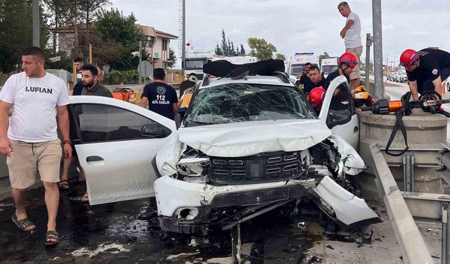 Otoyol gişesinde feci kaza: 1 ölü, 4 yaralı